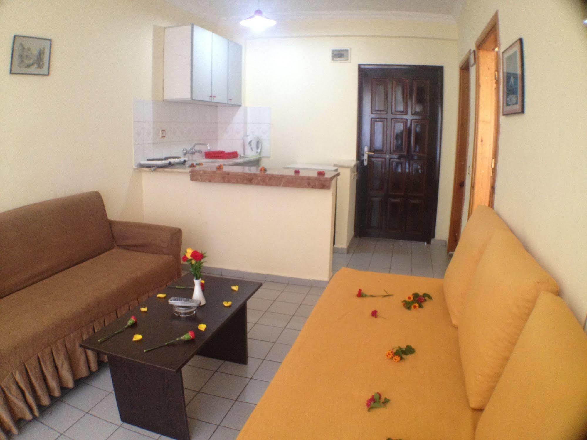 Semiz Apart Hotel 阿拉尼亚 外观 照片